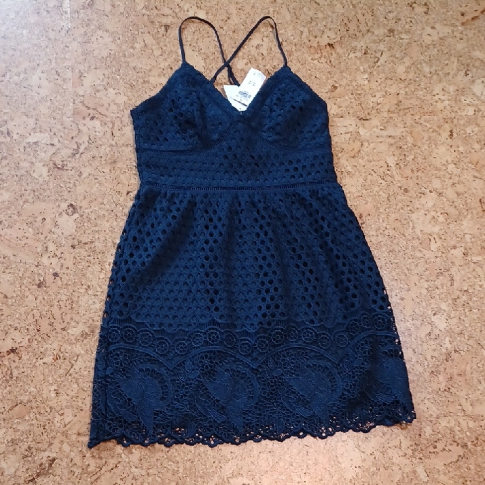 Abercrombie & Fitch Navy Spaghetti Strap Eyelet Overlay Mini Dress Size M NWT - Picture 1 of 9